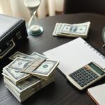 buffett prefere esperar e aumenta liquidez em vez de comprar acoes 1775046919